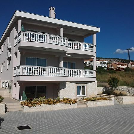 Apartments Cirjak Sveti Petar  Extérieur photo